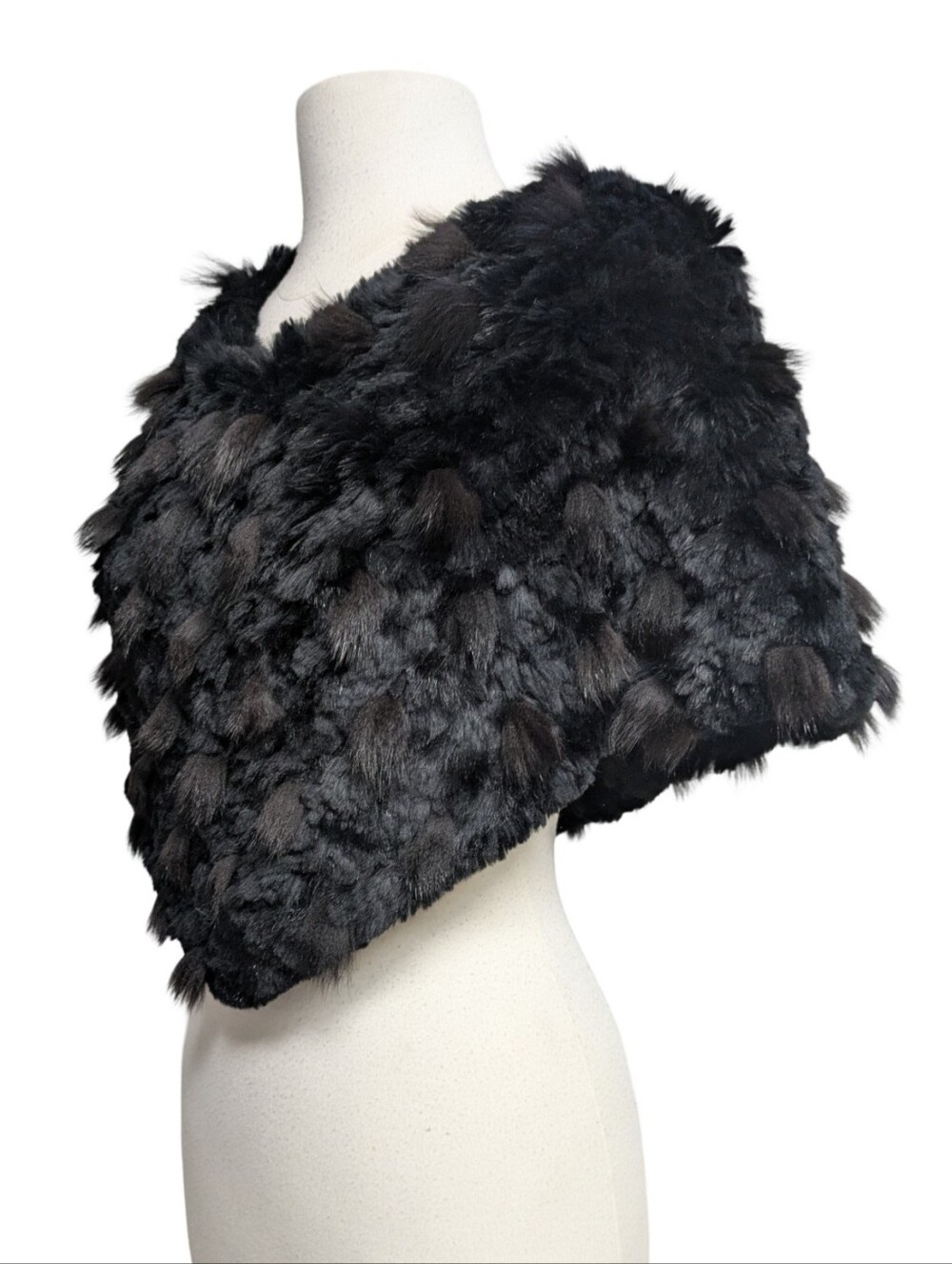 Il Fait Froid Fox & Rabbit Fur Vintage Capalet Cape Black